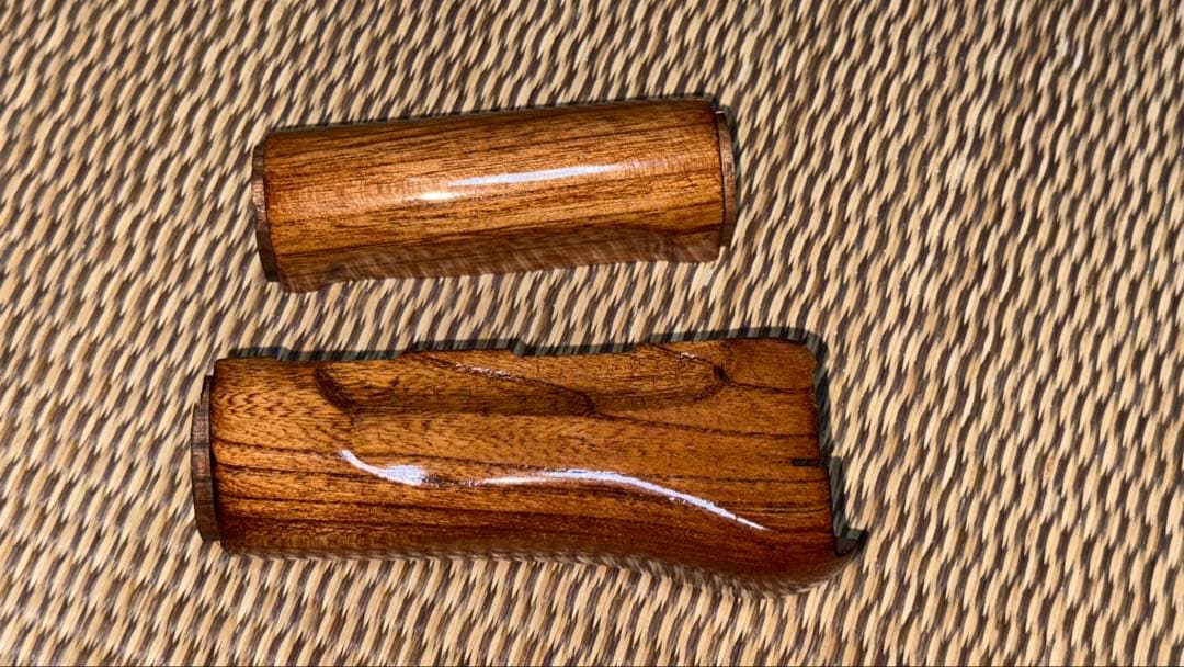 KSC AKS 74U 木製HG＆グリップ