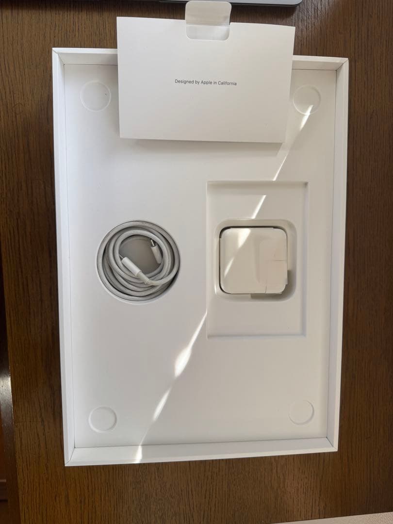 Apple MacBook Air (M1, 2020) 本体 512gb