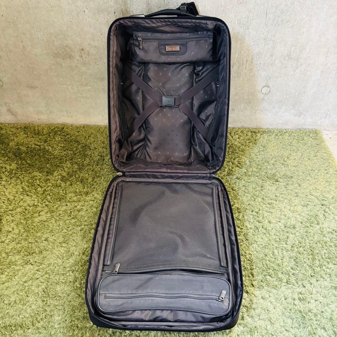 【美品】TUMI トゥミ　26105D4 キャリーケース　2輪　機内持ち込み