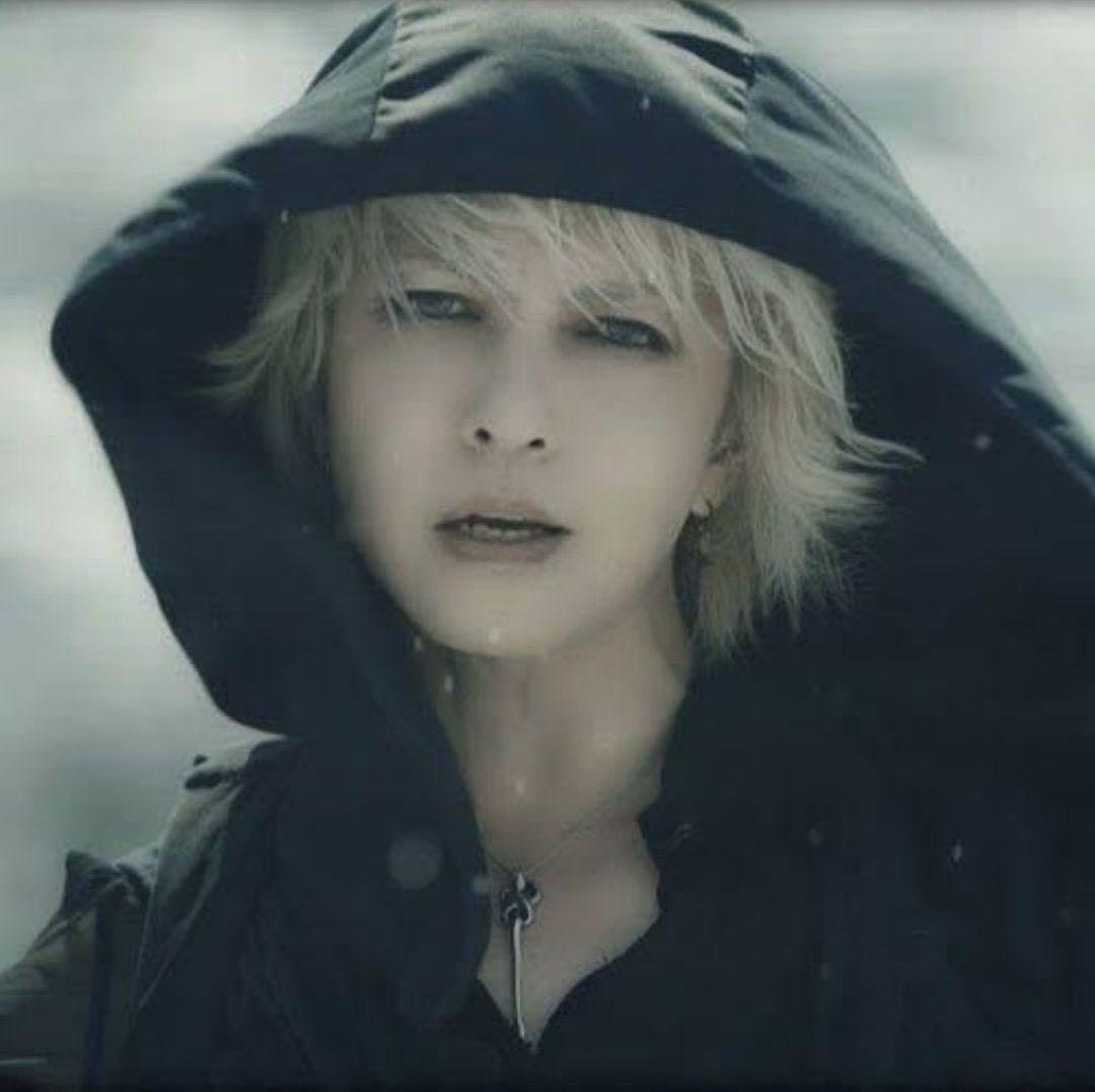 【訳あり】HYDE 着gunda 初版ステルスネックレス