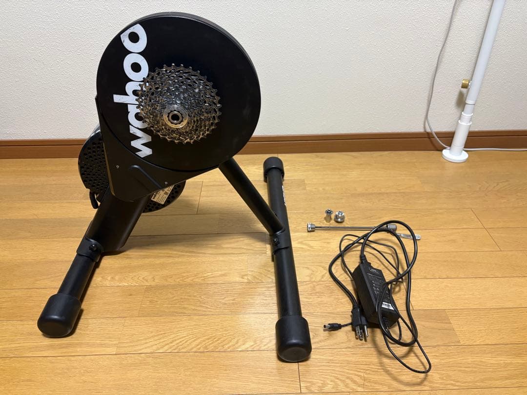 Wahoo KICKR CORE スマートトレーナー