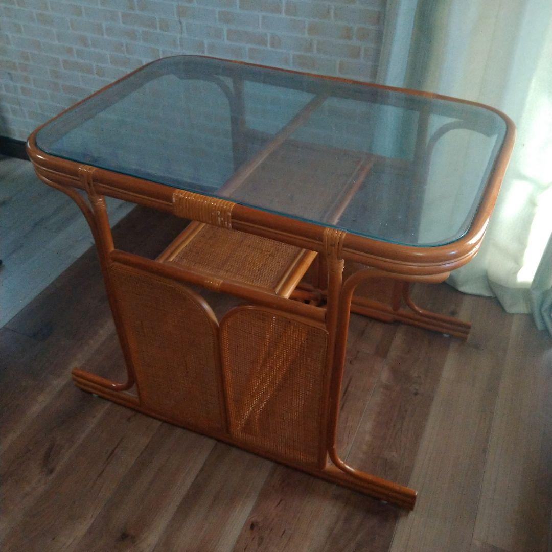 ラタン製ガラス天板テーブル