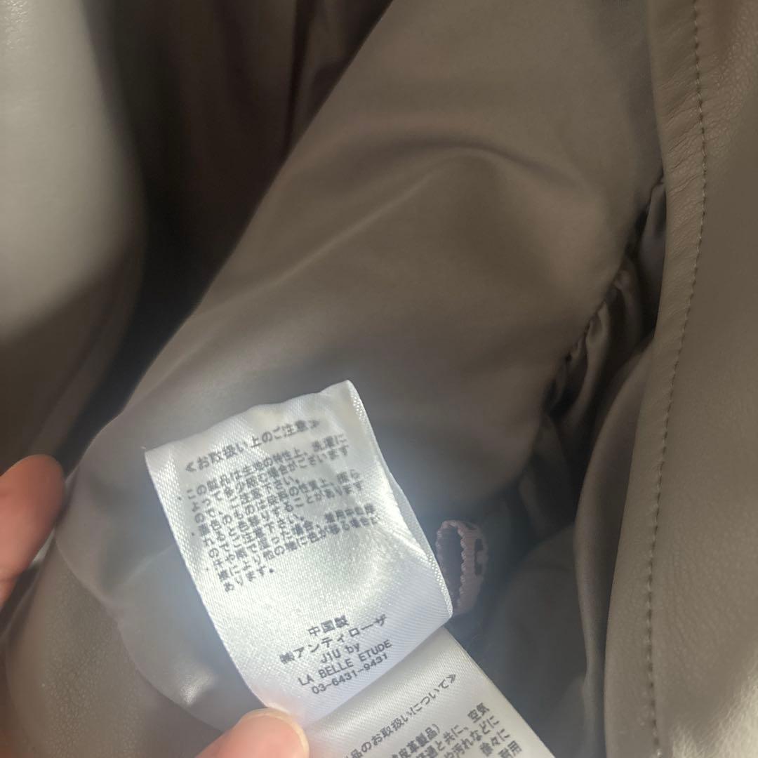 J1u by LA BELLE ETUDEボリュームギャザーレザーボレロ