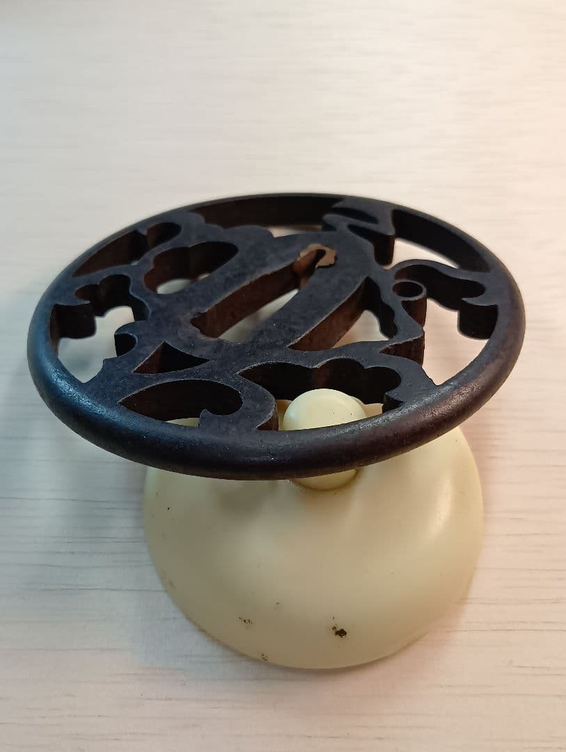 専用画面　鍔　赤坂透かし鍔　特別貴重認定書有り