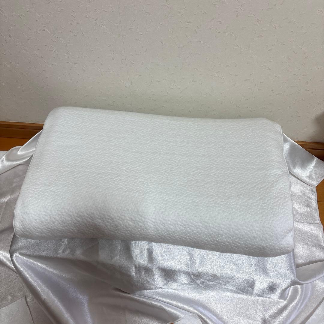 ヒツジのいらない枕 極柔　専用枕カバー付き