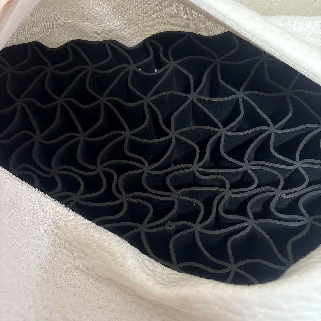 ヒツジのいらない枕 極柔　専用枕カバー付き