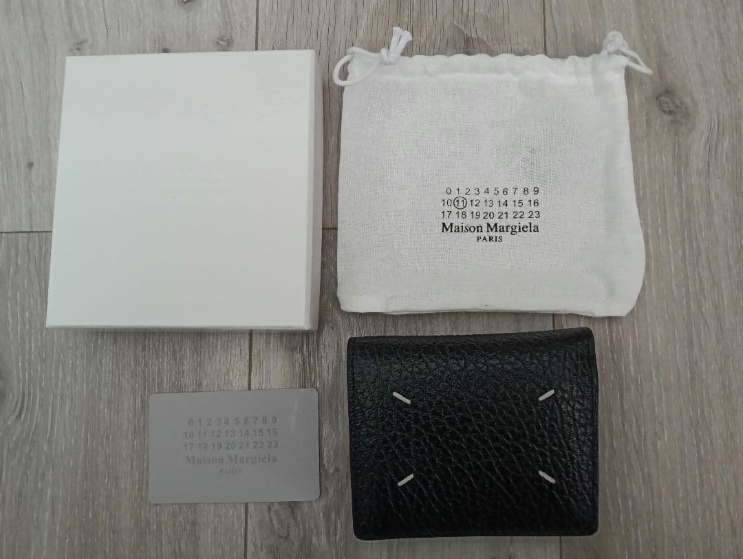 マルジェラ　財布　二つ折り