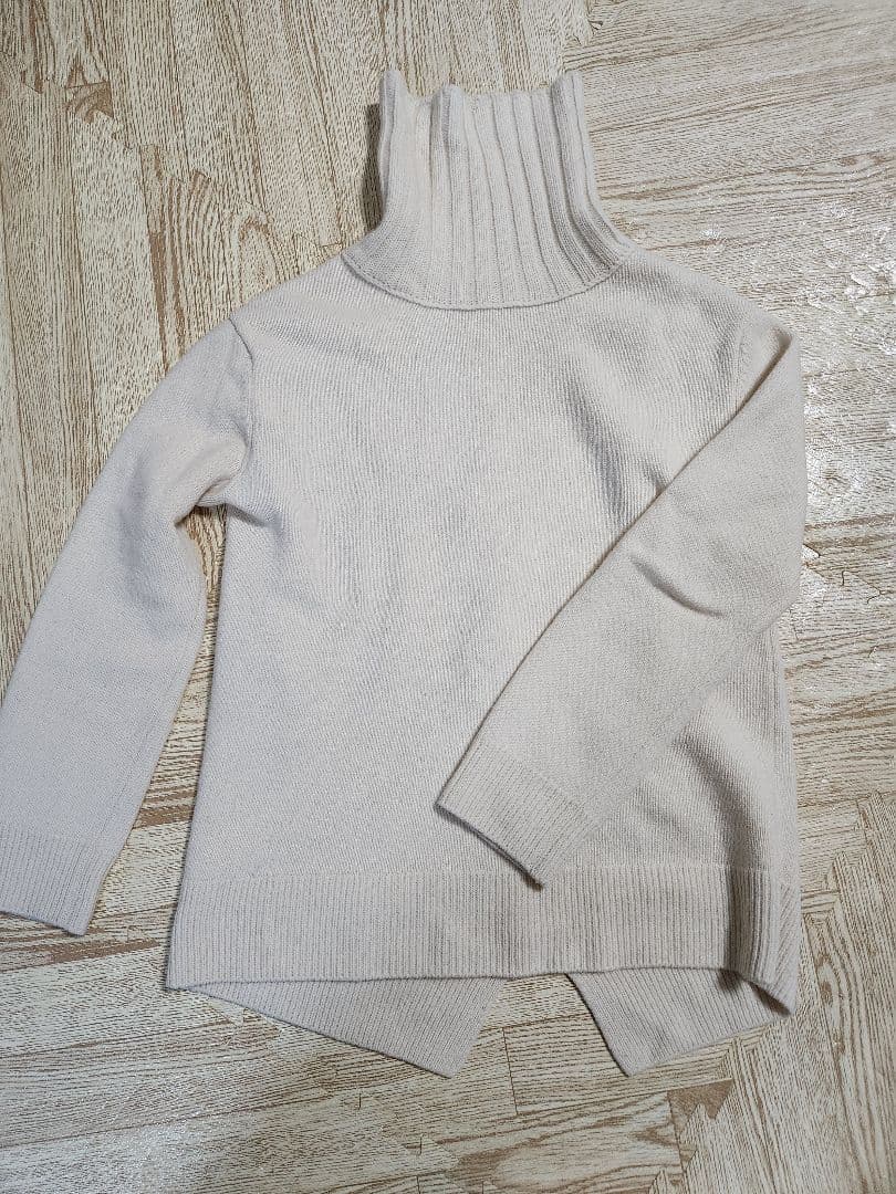 ドゥーズィーエムクラス　エクリュ　ハイネック　セーター