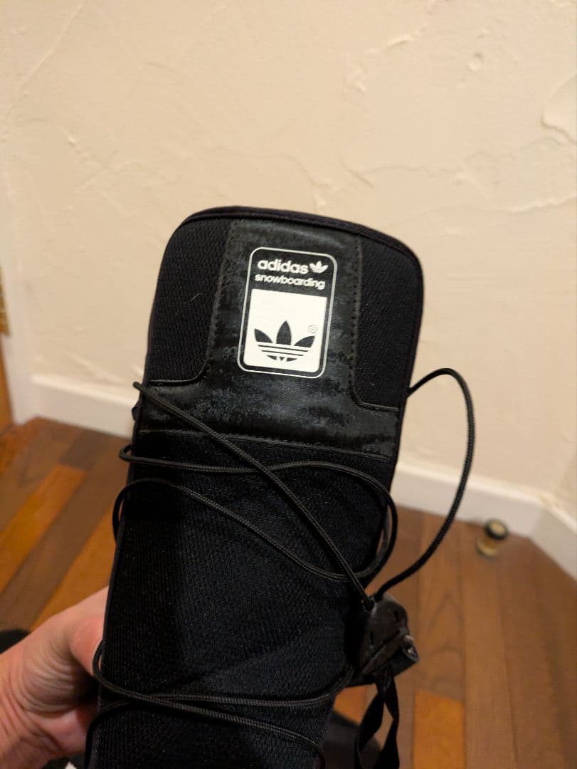 アディダス　adidas　スノーボードブーツ　26cm