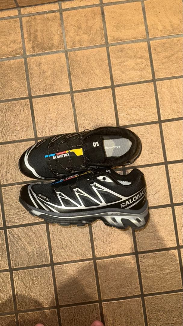 SALOMON トレイルランニングシューズ ブラック