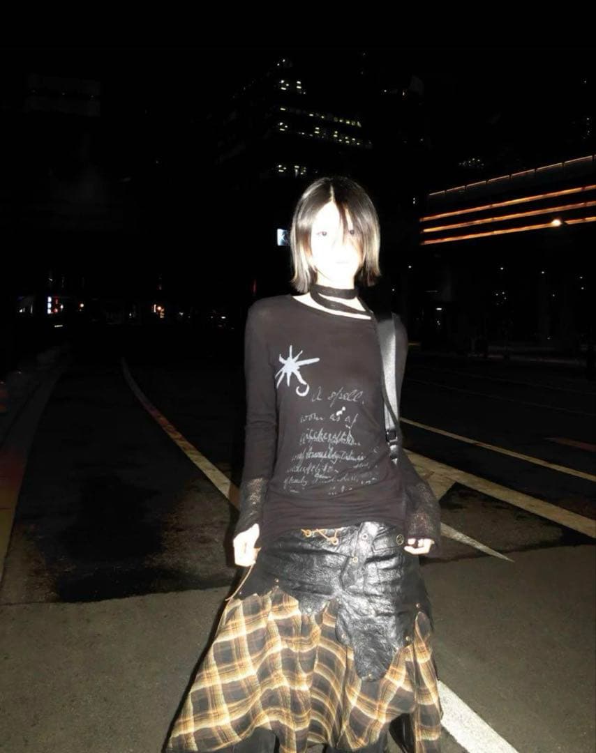 NO ROMANCE チェックスカート