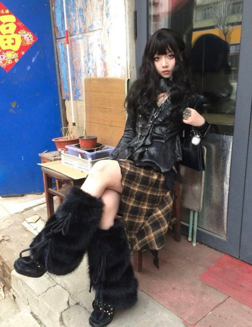 NO ROMANCE チェックスカート