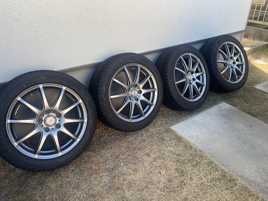 ブリザック VRX2 17インチ スタッドレスタイヤ③