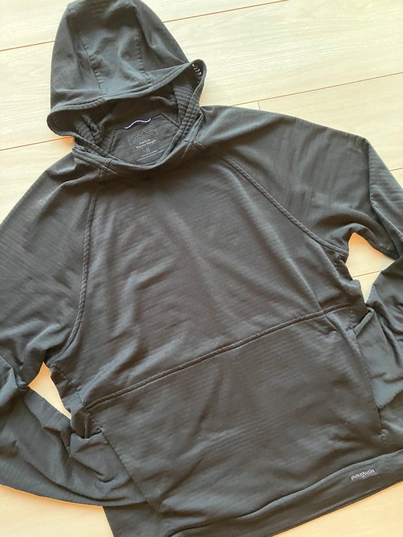 patagonia キャプリーン サーマルウェイト フーディ S ブラック