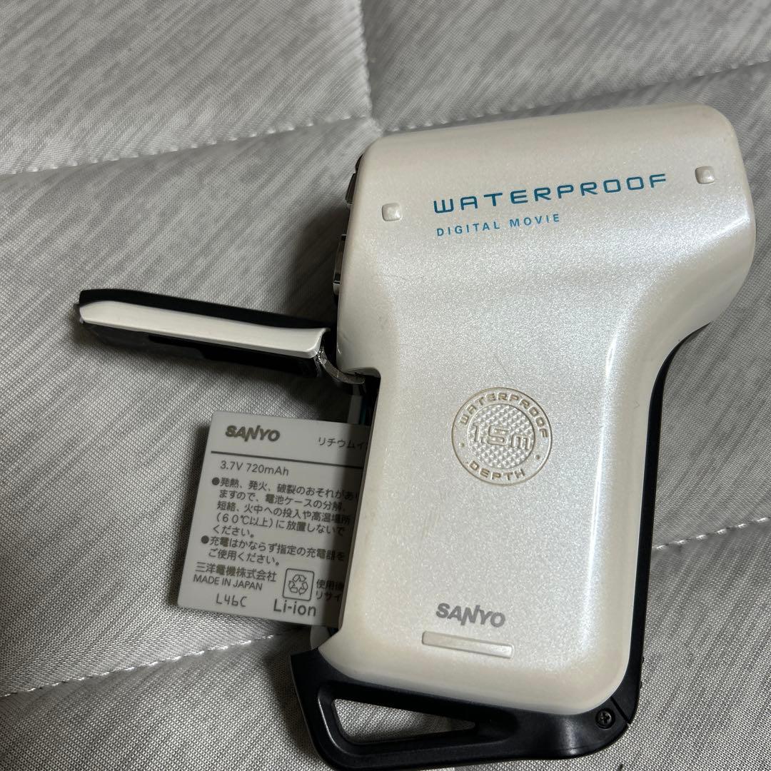 SANYO Xacti CA65 デジタルムービーカメラ　DMX-CA65（W）