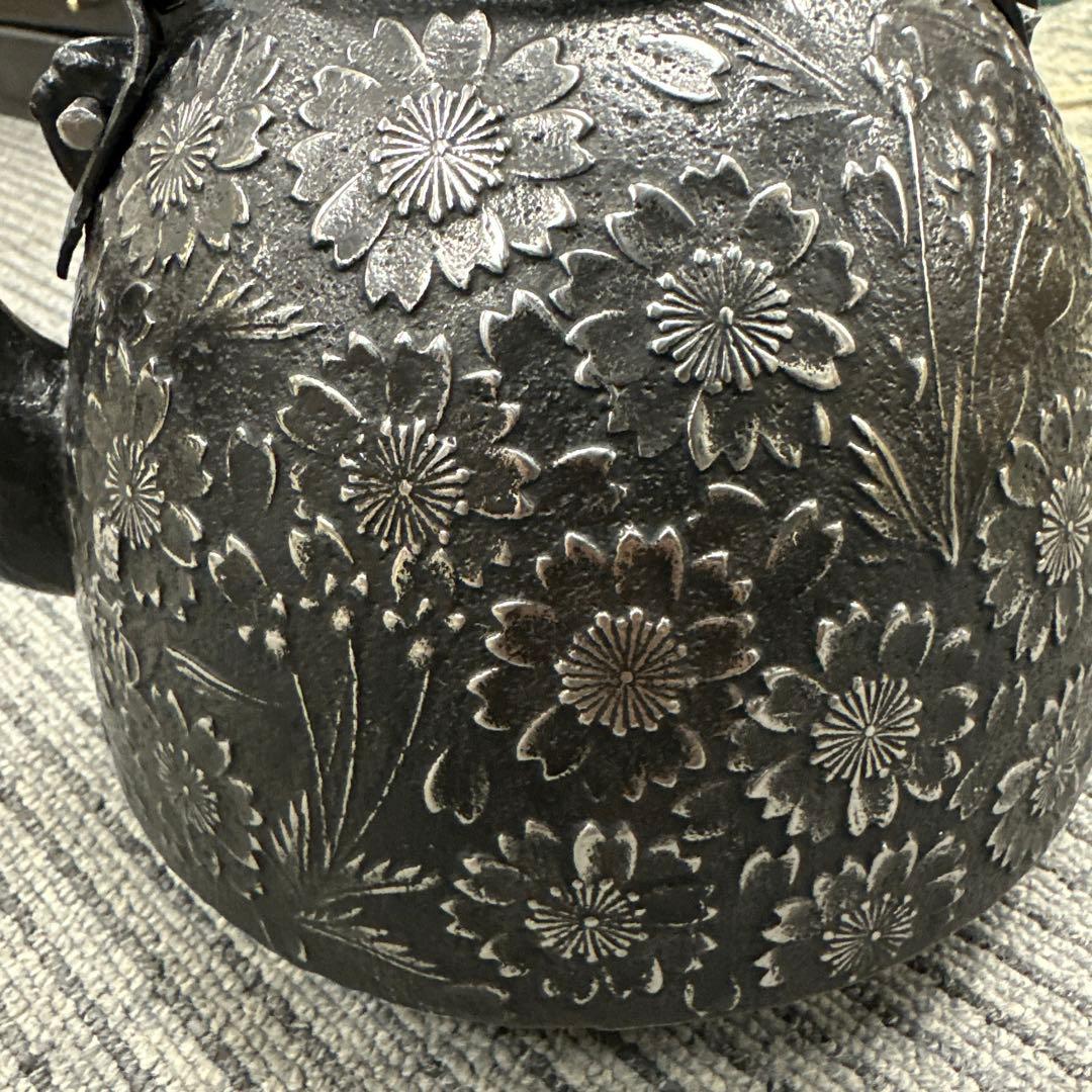 鉄瓶，南部鉄器，