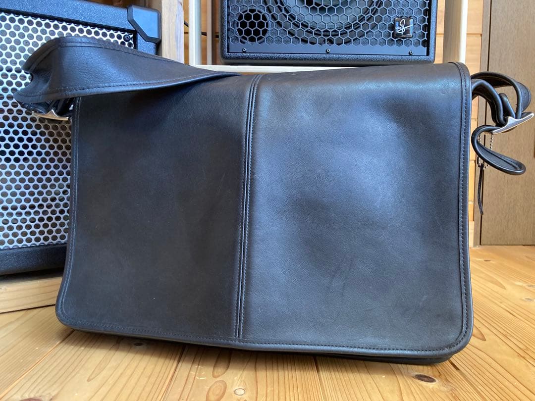 OLD COACHメッセンジャーバッグ