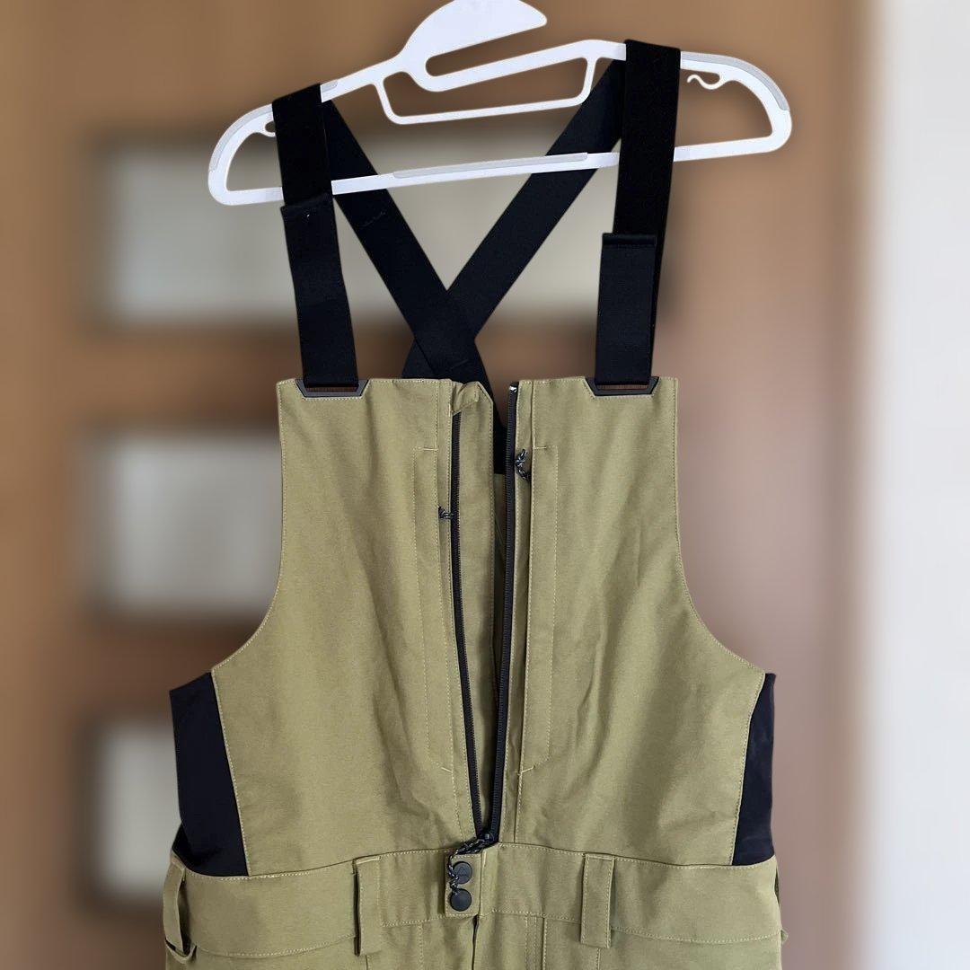 バートン スノーボードウェア メンズ ビブパンツ　Mサイズ