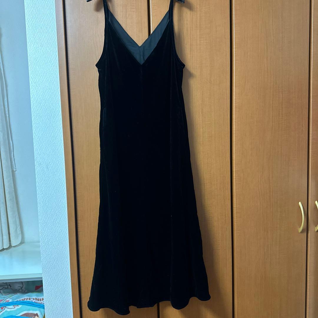限定値下げ！ANAYI ブラック Vネック ワンピース 38 ベロア生地