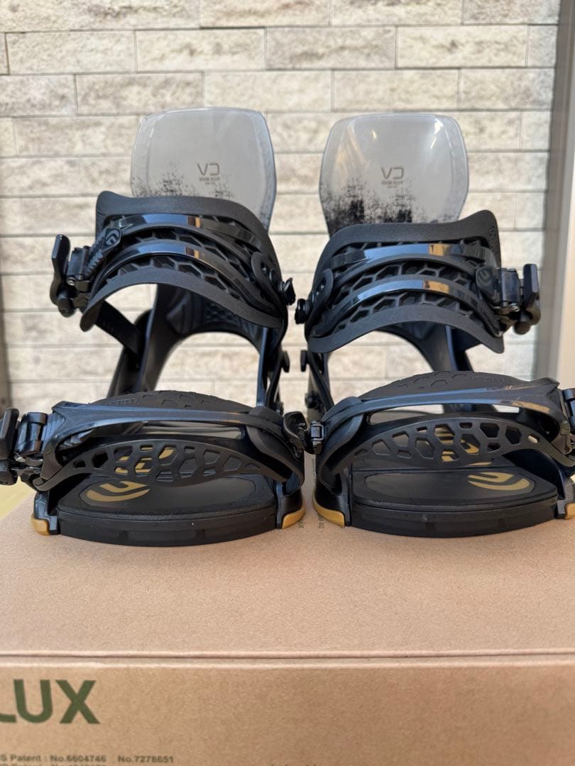 FLUX CV Mサイズ（箱つき）