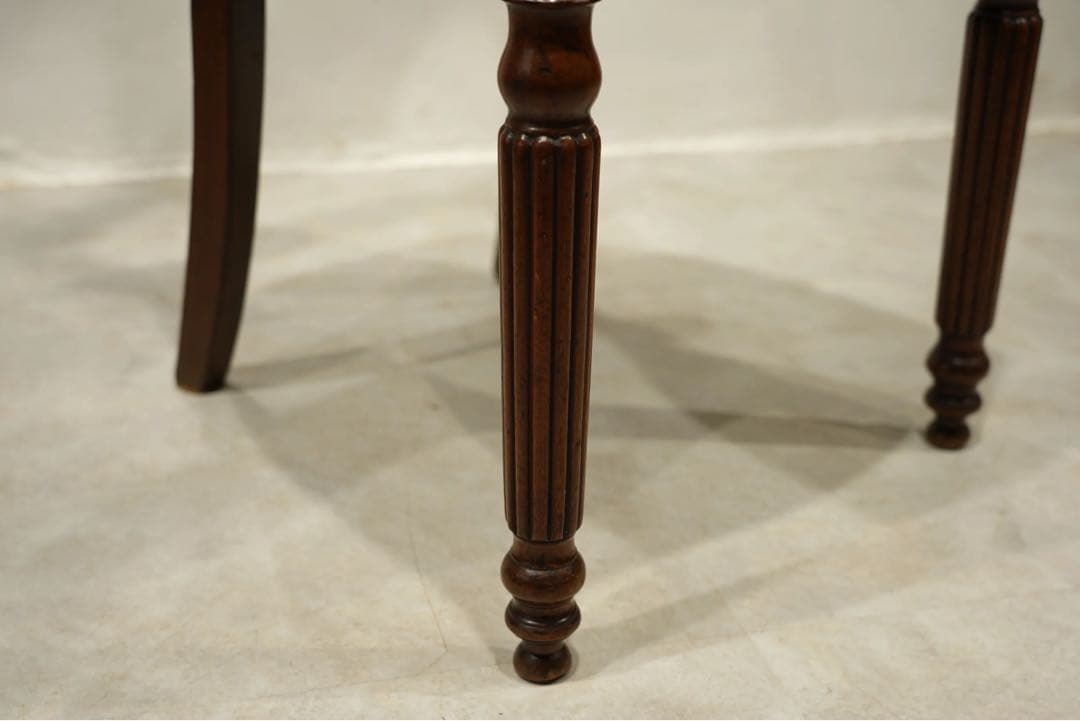 バルーンバックチェア　リージェンシー様式　ウォルナット　フランス　アンティーク