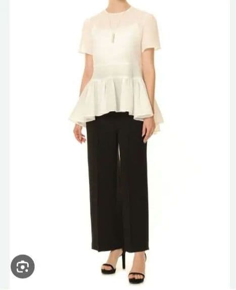 ☆新品☆29700円☆アベニール☆オーガンジージャガード半袖ペプラムブラウス