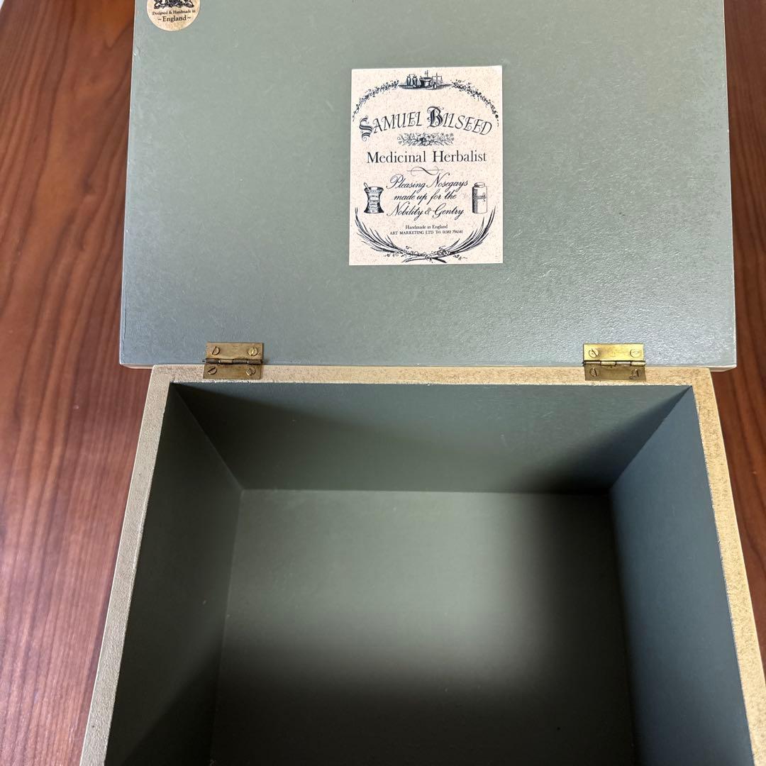 イングランド製　木製ボックス