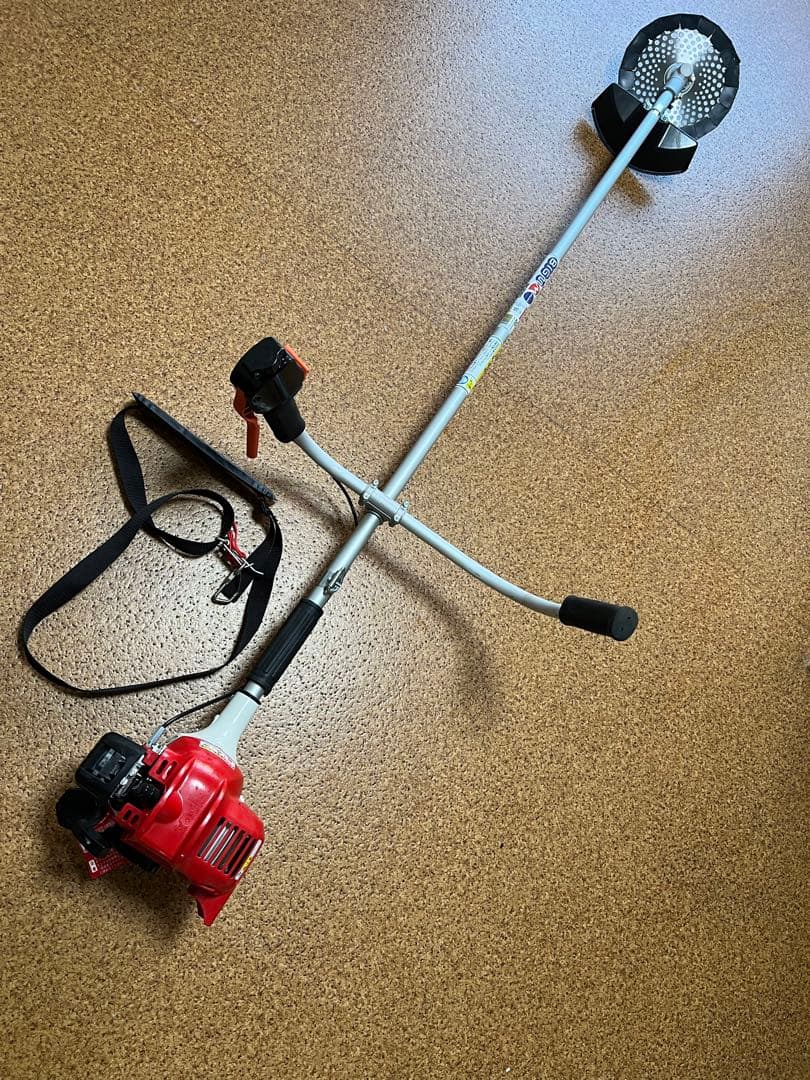 美品　マルヤマ　エンジン草刈機　BIGM BK2060 1点