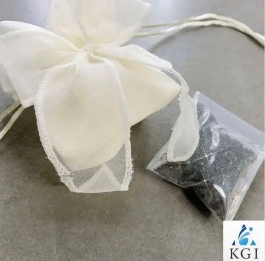 本物の流れ星の粉✨✨✨⭐️隕石⭐️✨✨✨