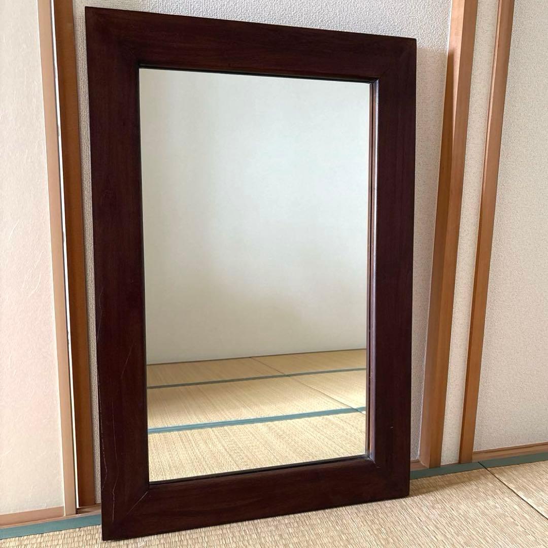 ダークブラウン　木製　チーク材　壁掛け鏡　縦90㎝Ｘ横60㎝