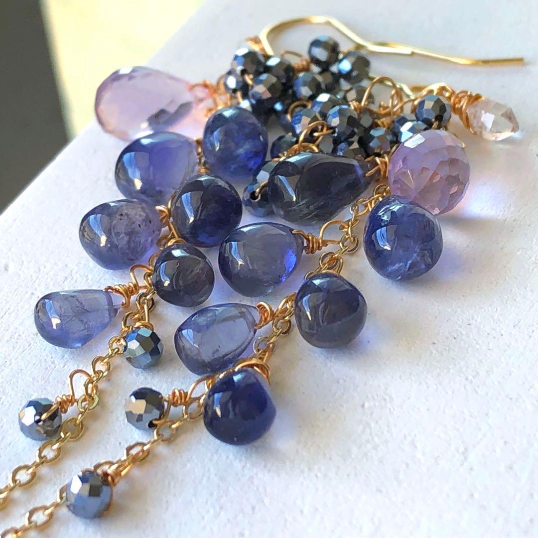 天然石ぷるっと大粒アイオライトのしゃら〜んぶどうピアス14kgf