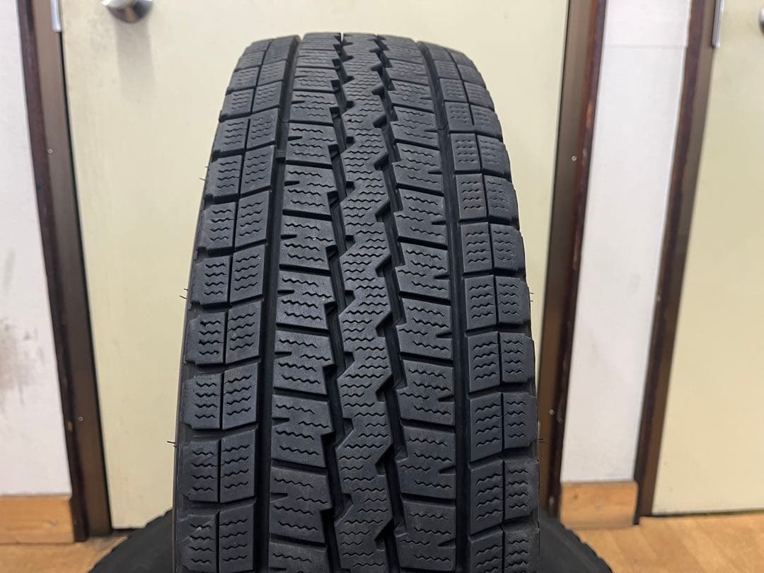 2021年製 ダンロップ 中古冬タイヤ 195/80R15 LT 4本セット