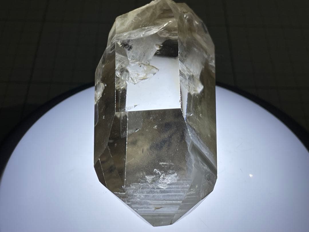 ①天然水晶インテリア