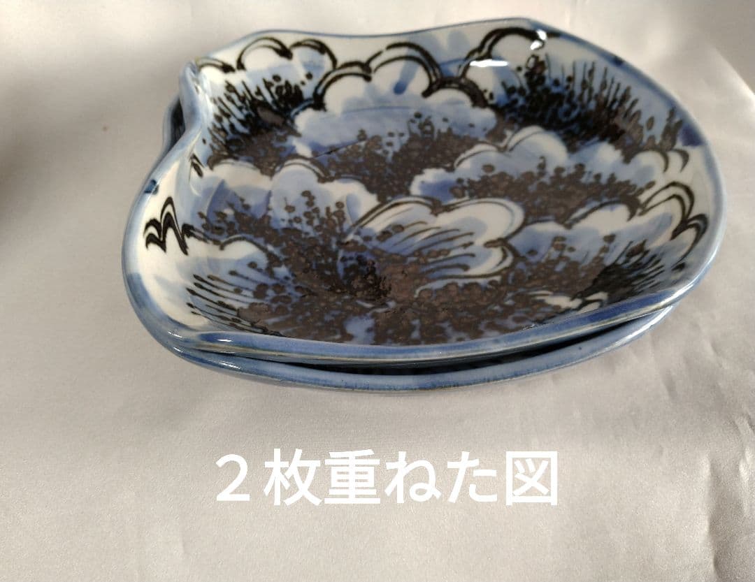 雲泉窯　染付　変形皿　　2枚