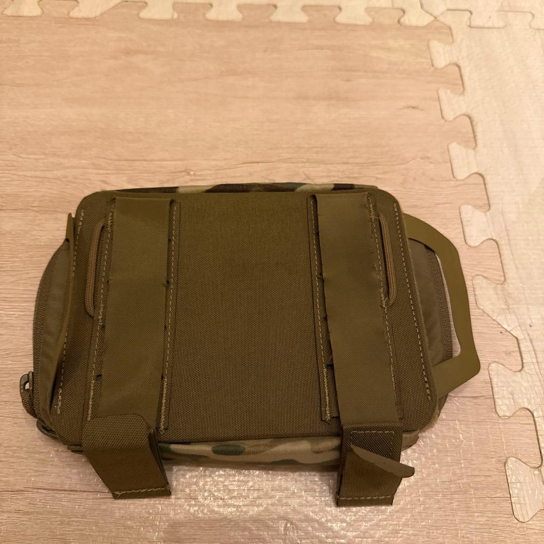 ダイレクトアクション　IFAK メディックポーチ