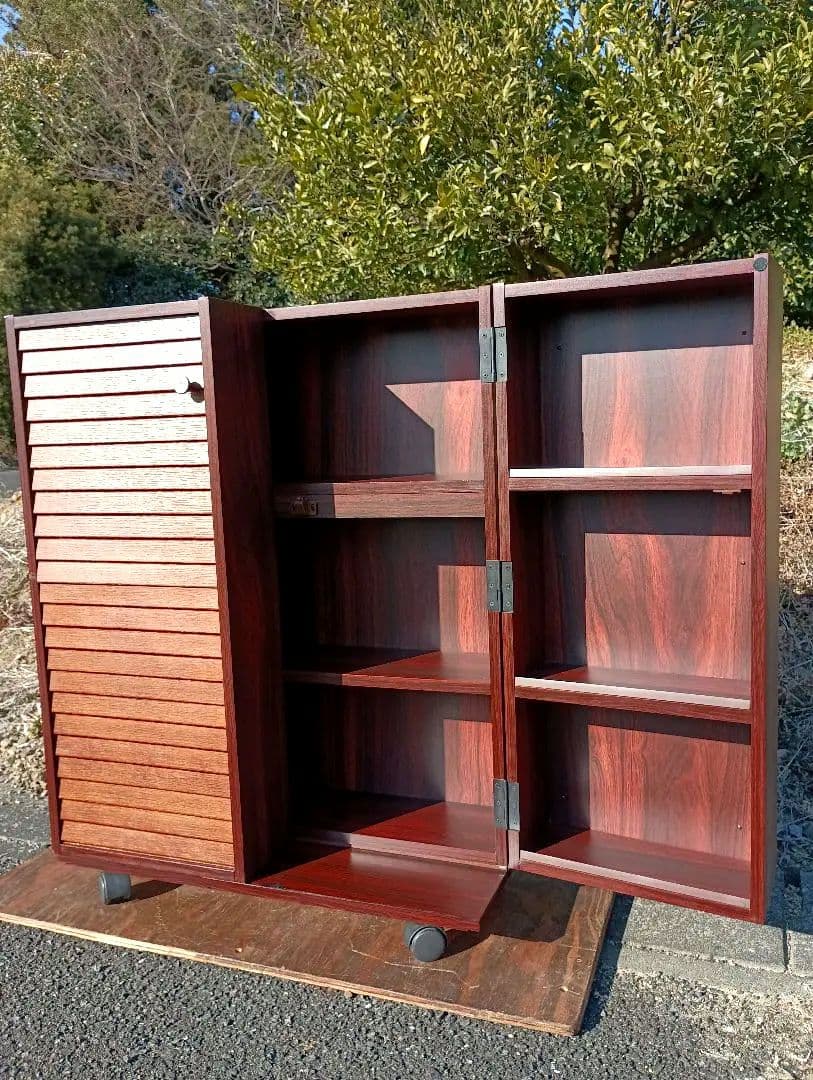 非売品　ヴィンテージ　収納ラック　棚　FUJI VHS ビデオテープ　１００本