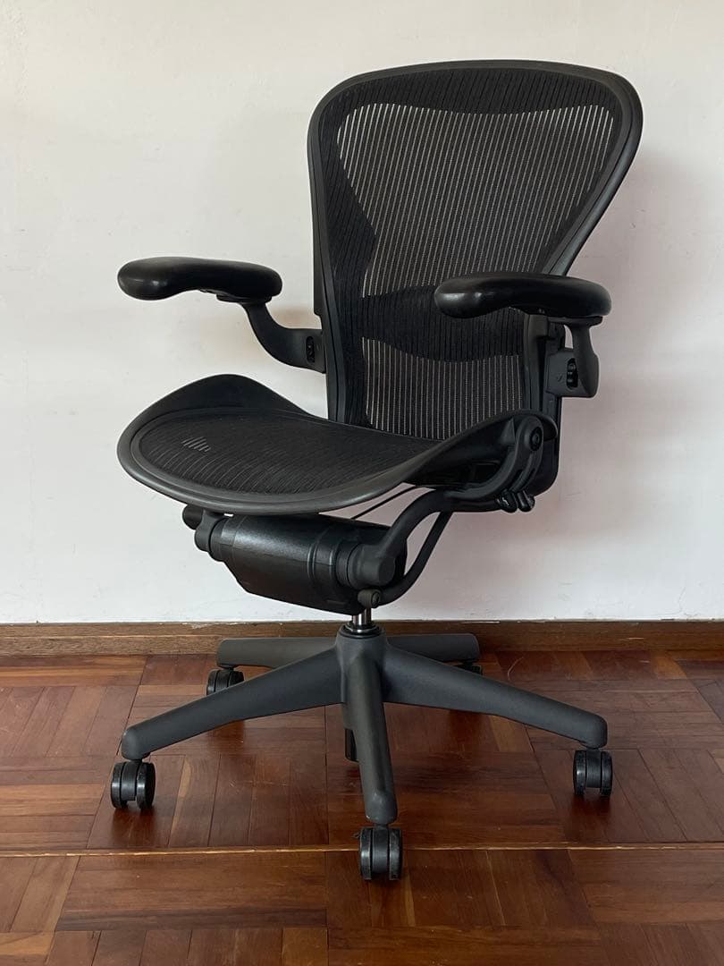 ハーマンミラー アーロンチェア Bサイズ フル装備