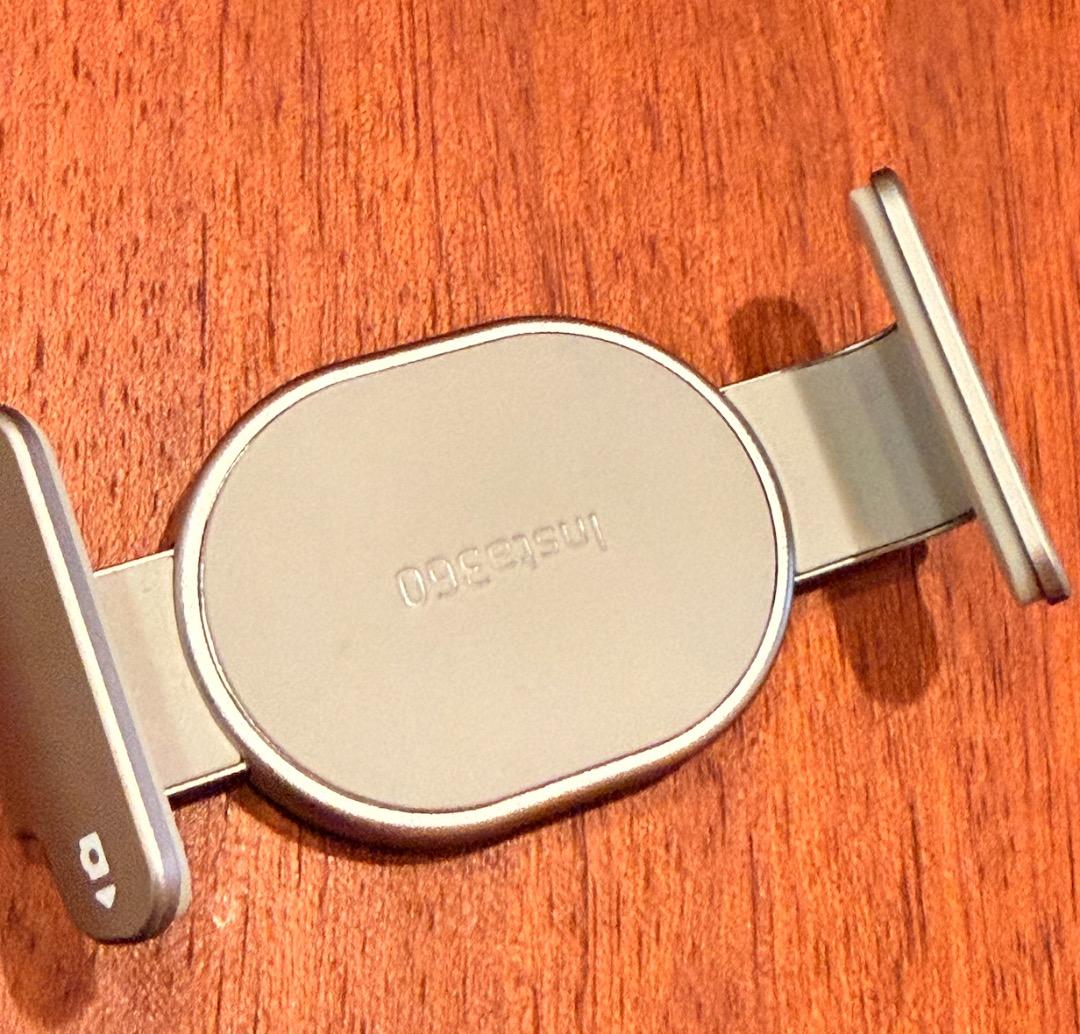 Insta360 Flow 2 Pro （+磁気スマートフォンマウント付き）