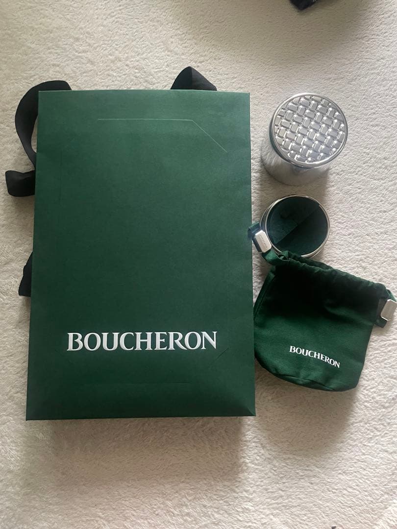 ブシュロン BOUCHERON 空箱 ピアスケース　ショッパー