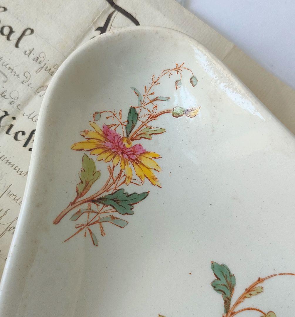 希少　美品　リュネビル　お花のラヴィエ　　フランスアンティーク