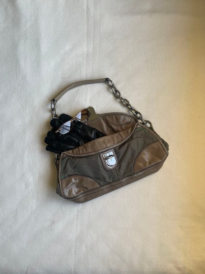 バッグ 00s prada archive leather bag y2k