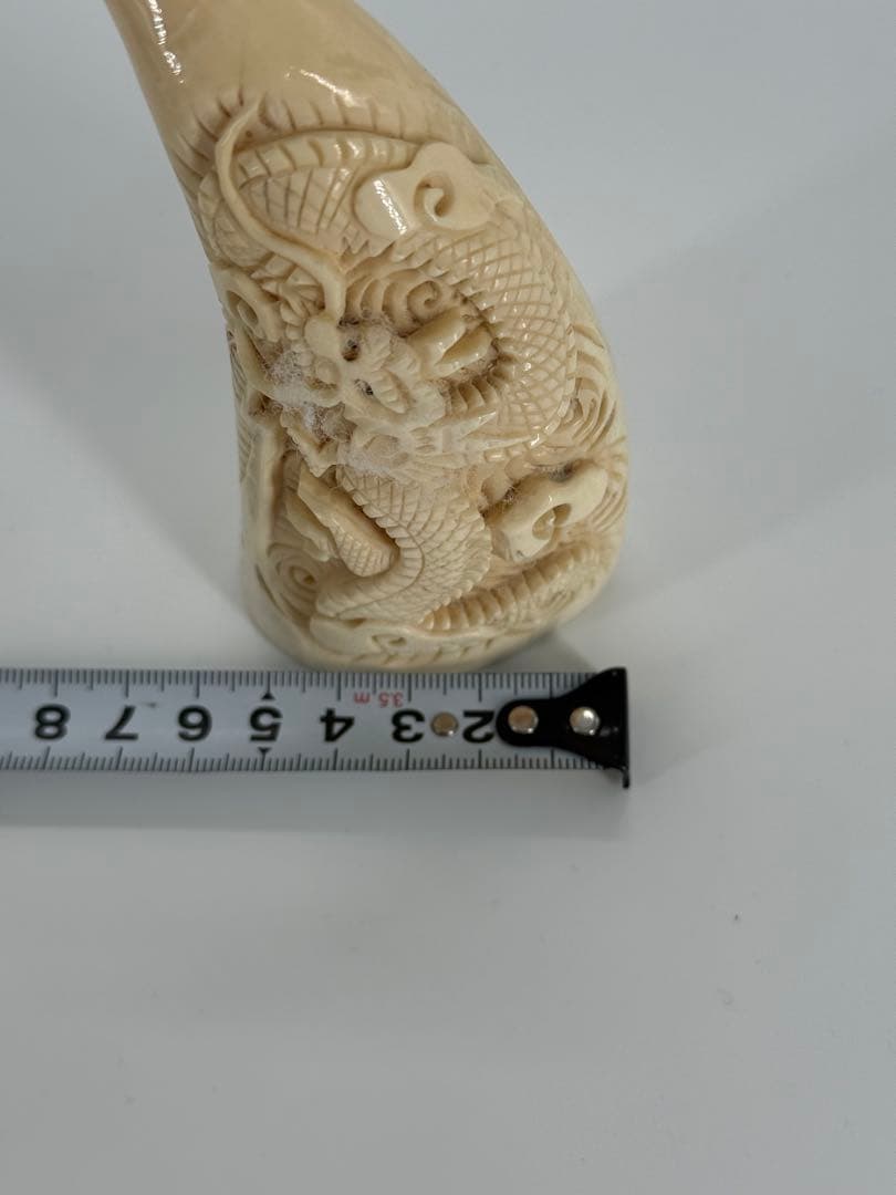 鯨歯龍彫置物　総重量216g
