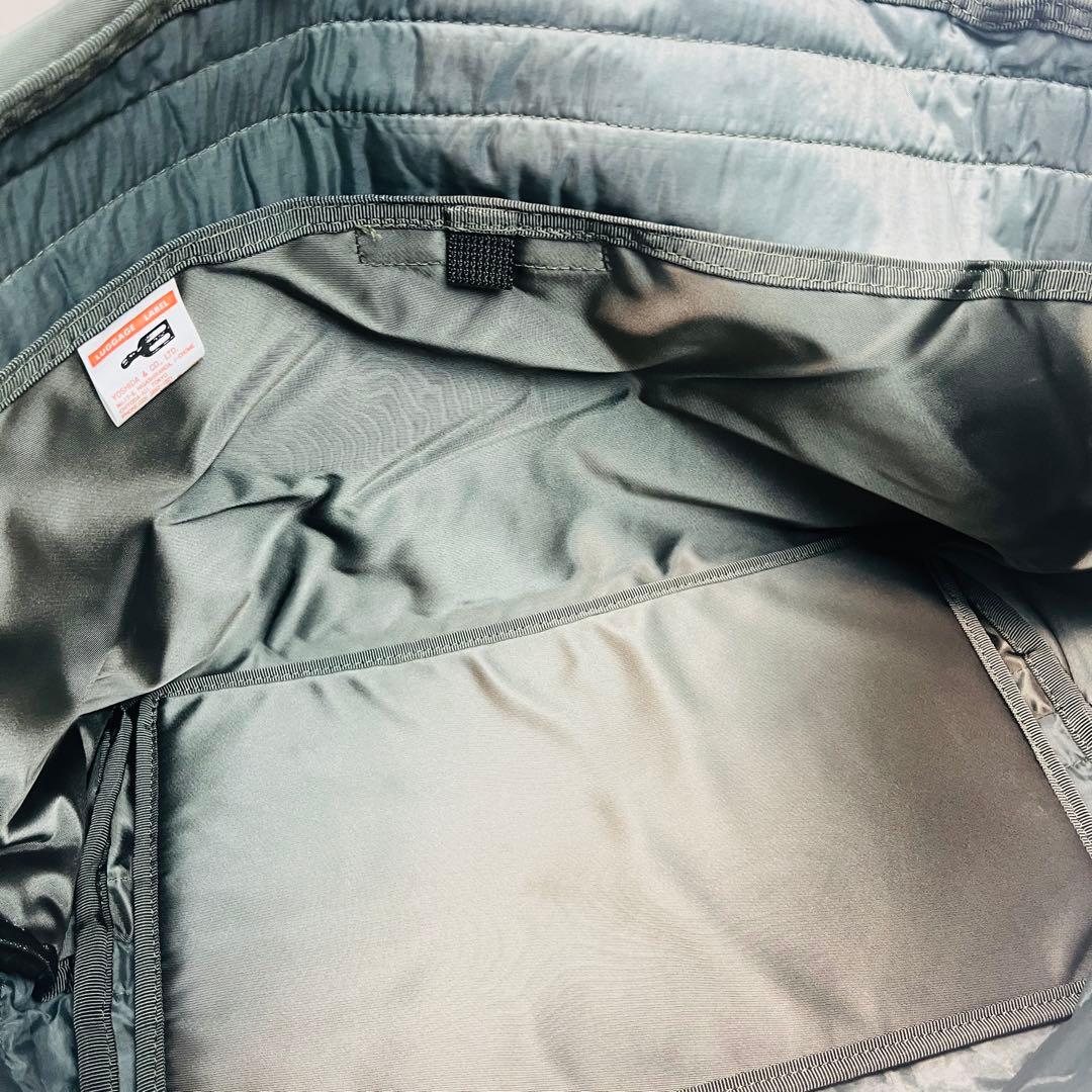 未使用に近い　Luggage Label オリーブグリーン メッセンジャーバッグ