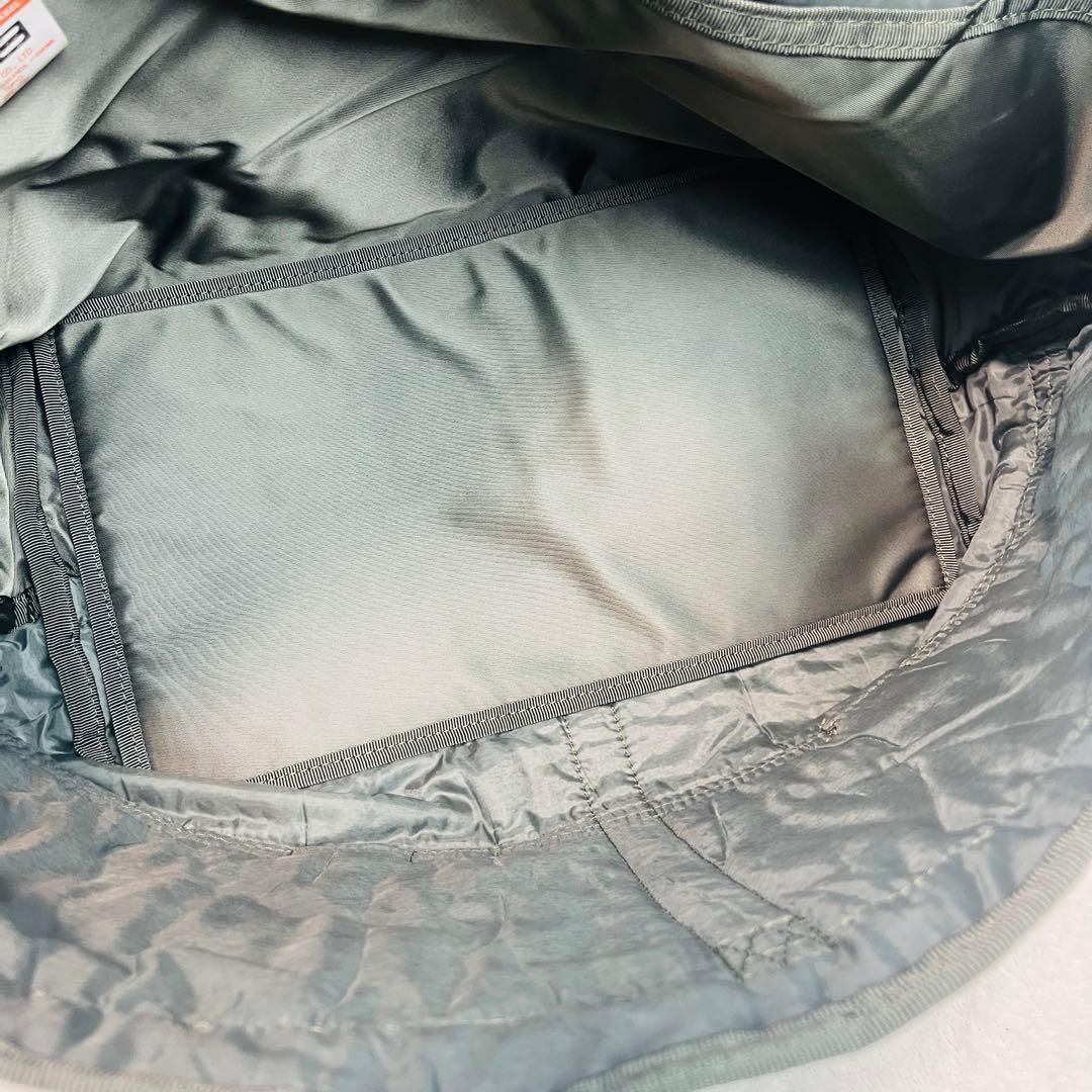 未使用に近い　Luggage Label オリーブグリーン メッセンジャーバッグ