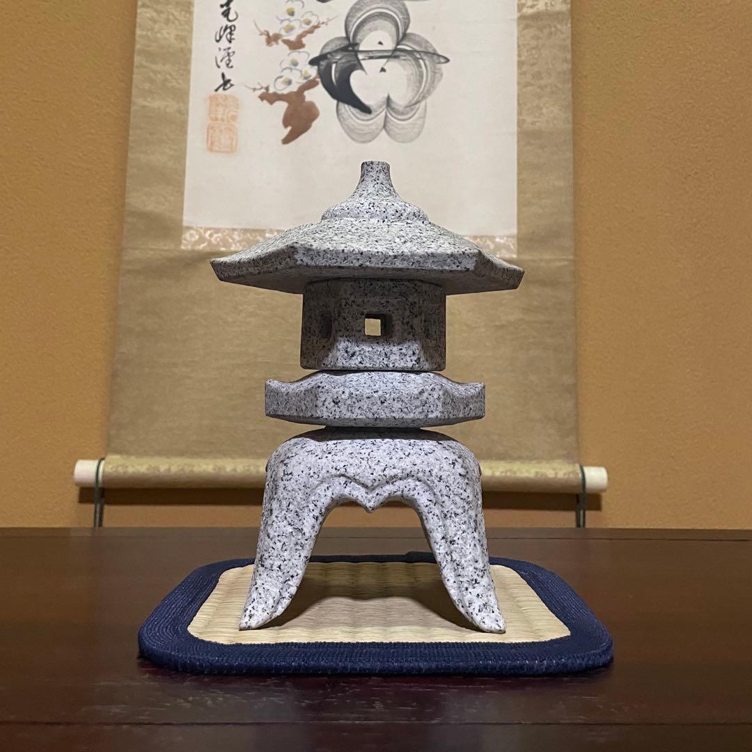 【灯篭】灯籠 トウロウ 雪見灯篭 白御影石 庭石 置き物 天然石 縁起物