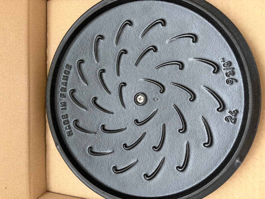 【新品】ワナベXL　24cm　ストウブ　シフォンローズ スノーフレーク