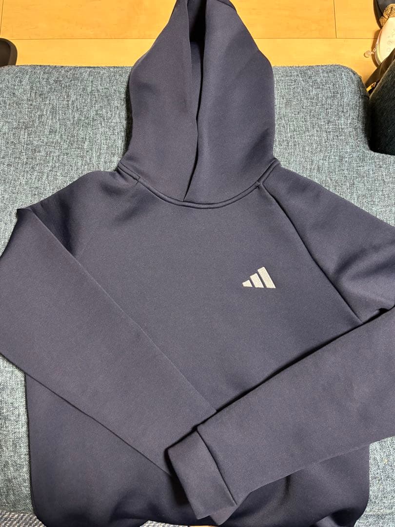 アディダスゴルフ フーディー ダンボールニット HY0972