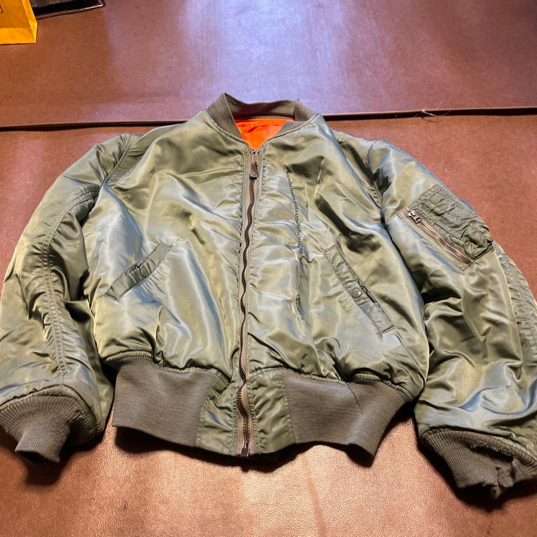 MA-1 米軍　当時物　破れ、補修が多数　サイズ不明