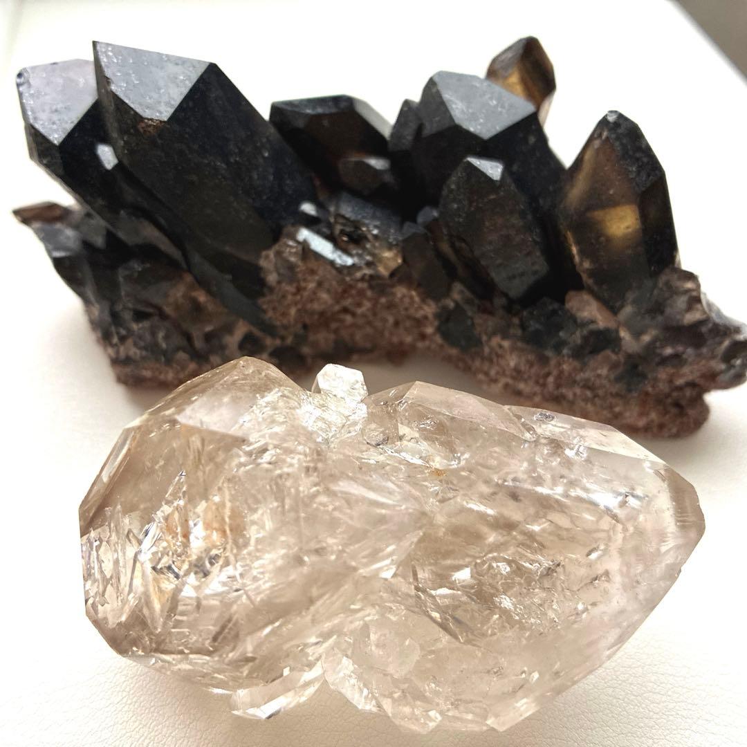 モリオンクラスター（母岩付き）原石