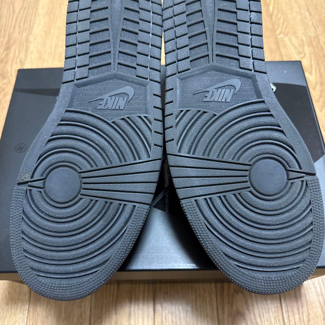 Travis Scott × Nike AJ1 Low